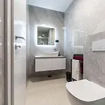 公寓 2 Bedroom Lovely In Seget Donji