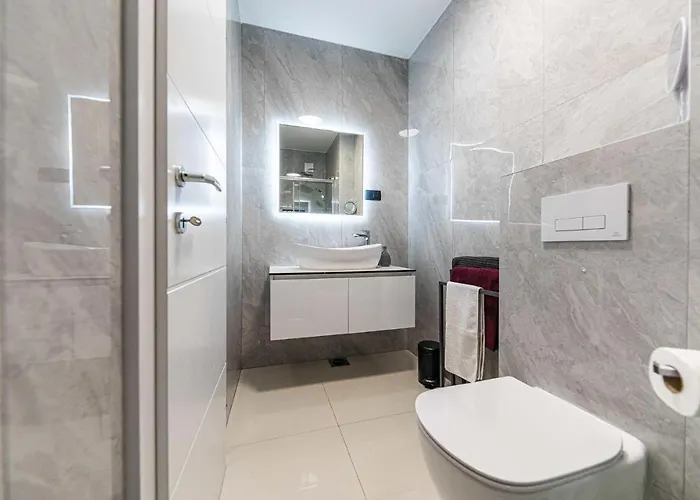 Apartment In Seget Donji